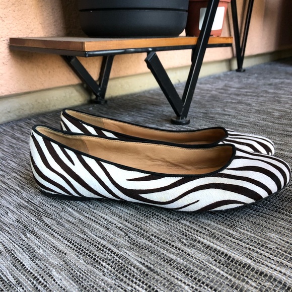 Kenneth Cole leather zebra flats